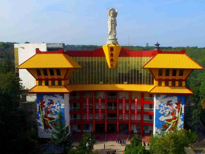 西安墓園可以使用多少年-西安墓園耐用多少年？不同類型墓園壽命不同擇地可優(yōu)化墓地使用期限