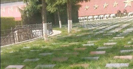 西安霸陵墓園新區(qū)草坪園風(fēng)景墓地價格,面積和