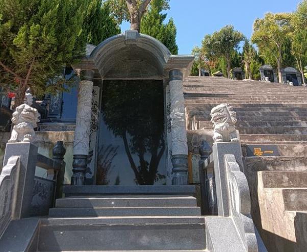 西安市灞橋區(qū)毛東村漢陵墓園怎么樣？