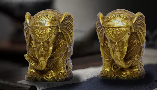 隨葬品在傳統(tǒng)葬禮中標志墓主的身份、地位